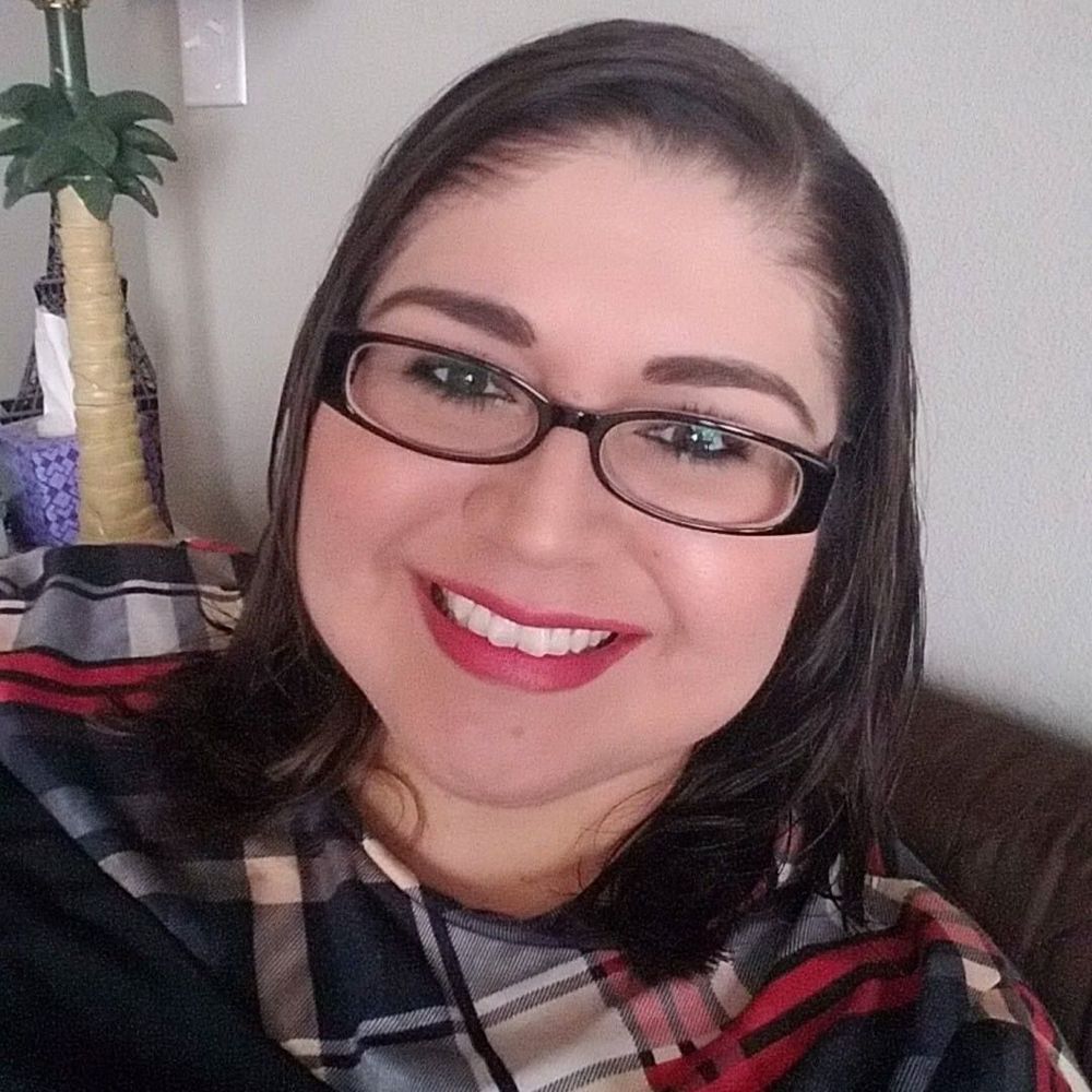 Meet your Posher, Marisol